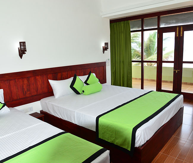Seranade-beach-hotel-room2